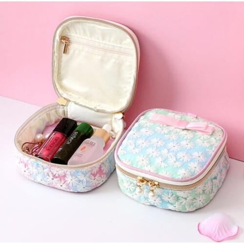 Cute Sanitary Napkin Storage Bag Mesh Embroidery Gradient Color Travel Multifunctional Cosmetics Organization Bag 2021 New