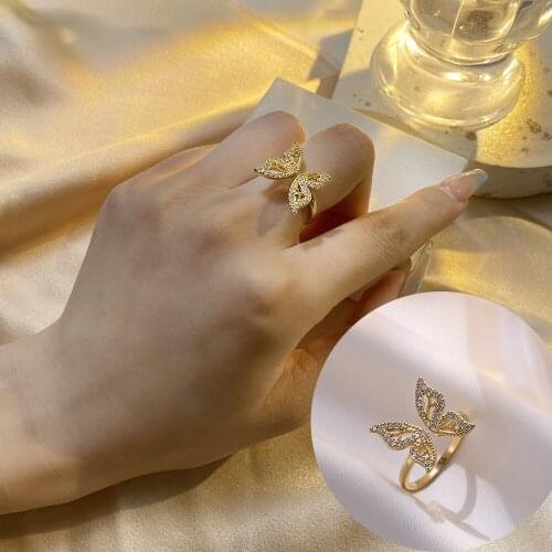 Vintage Gold Butterfly Ring Exquisite Zircon Opening Ring Fashion Womens Jewelry Cocktail Party Wedding Ring Anniversary Gift