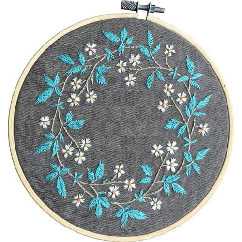 COLOURFUL EMBROIDERY KIT - CROSS STITCH KIT COLOR THREADS AND STARTER TOOLS KIT