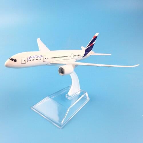 16CM A380 Boeing 777 LATAM Alloy Metal Model Airplane Model W Stand Kids Toys children New Year/Birthday/Collections Gifts
