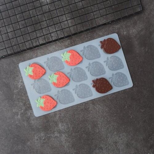 Lovely Strawberry Shape Chocolate Stencil Fruit Shape DIY Chocolate Garnish Chip Cake Decorating Silicone Mold Chablon