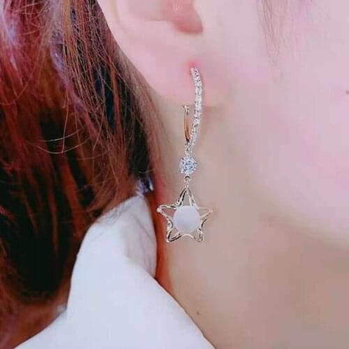 Crystal hollow five-pointed star earrings 2021 new trend temperament sweet star earrings earrings female fashion accessories