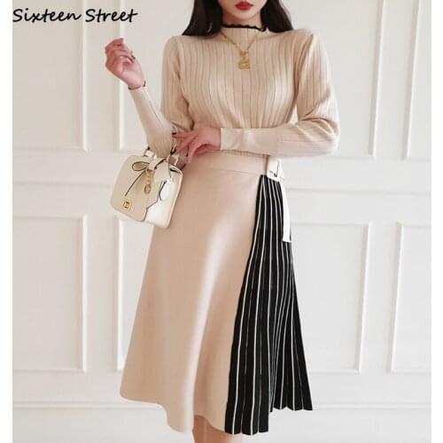 Runway Apricot Knitted Dress Woman New Autumn O-neck Slim Waist Pleated Knitted Dress Vestido Woman Korean Elegant Knitwear Fall