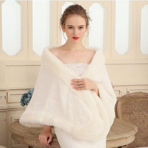 Wedding Bolero Warm Shawl White Coat Korean Style Cloak Late Autumn Winter Bridal Wraps Warm Fur Wrap Elegant Bridal Jacket 2021