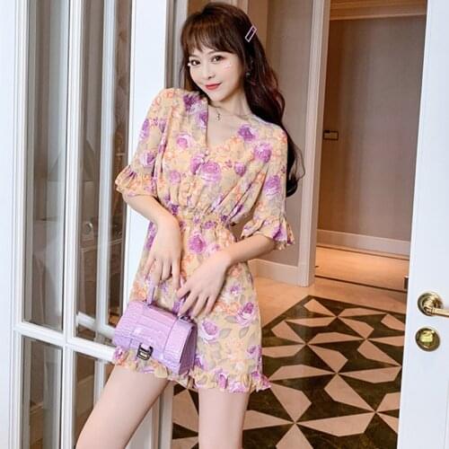 Fashion Korean Summer Vintage Short Sleeve Sweet Floral Shorts Jumpsuits Women Elegant V-Neck Ruffle Beach Rompers Playsuits