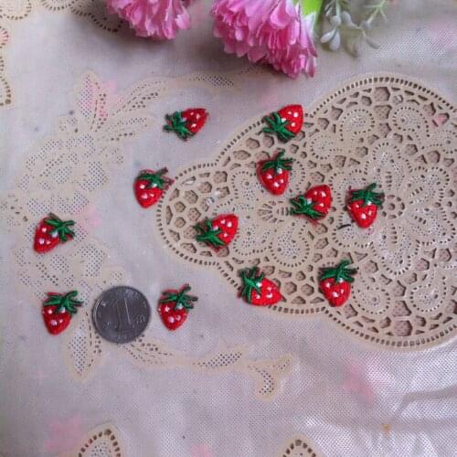 100Pcs/lot 1*1.5cm Wholesale small red strawberry embroidery patch Iron on kids/doll clothes shoes DIY decals accessories A1053