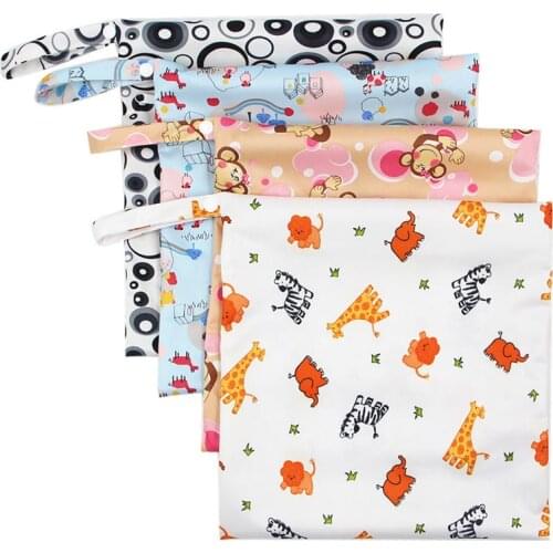 28*30CM Portable Diaper Bag Waterproof Nappy Storage Stroller Accessories Reusable Wet Dry Bag Single Layer Print Diaper Bag