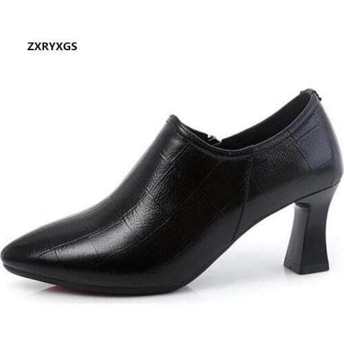 2021 New Top Cowhide Pointed Black Leather Shoes Deep Mouth Thick Heel Wild Women Shoes Shoes Size 32-43 High Heels 4.5 / 5 Cm