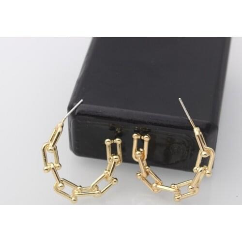2021 trend unusual Stud Earrings for Women Punk Fashion Semicircle Gold Color Ear Jewelry Christmas Gift boucle d’oreille femme