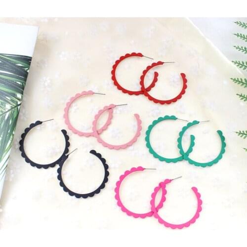 Simple round acrylic Earrings New fashion Colourful Geometric round jewelry for Women semi-circular earrings C-shaped earrings