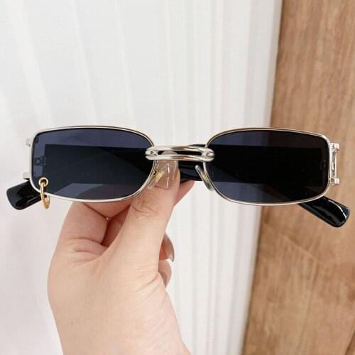 QPeClou 2020 New Fashion Metal Punk Sunglasses Women Brand Designer Vintage Small Square Sun Glasses Men Cool Show Shades