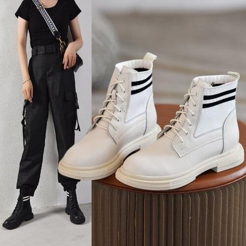 2020 spring and autumn new Martin boots female retro fashion wild short boots handsome was thin front lace-up womens boots X158
