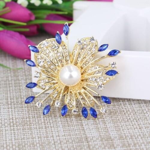 Temperament Redbud Brooch Jewelry For Women/men Fashion Jewelry Brooch Pins Metal Scarf Wedding Gift Diy Jewellery Accessories