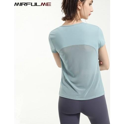 Summer Women Mesh Sports Tops Short Sleeves Running T-Shirts Quick Dry Elastic Dance Yoga Shirts Girls Gym Workout Top Sportwear