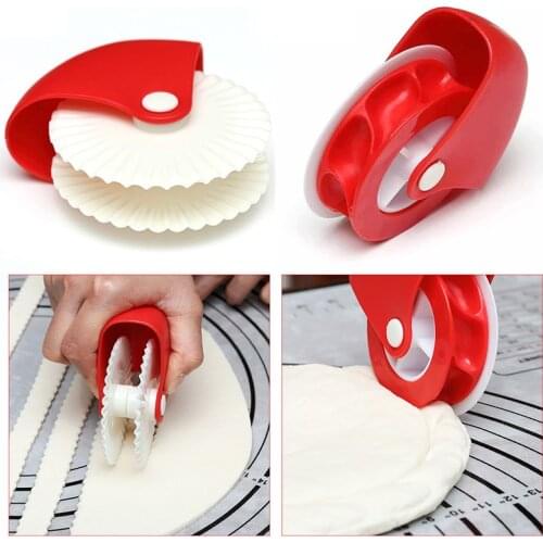 2Pcs Kitchen Pizza Pastry Lattice Cutter Pie Decor Cutter Noodle Maker Pasta Noodle Cutter Dough Pizza Pastry Wheel To