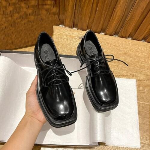 Trendy Square toe oxford shoes women solid plush thick heels loafers british lace up brogue shoes woman japanned leather flats