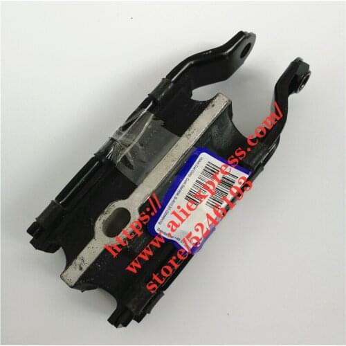 Engine foot rubber for S80 S80L XC60 3.0T 3.2 engine gearbox mounting bracket suspension cushion 31262935/31430975