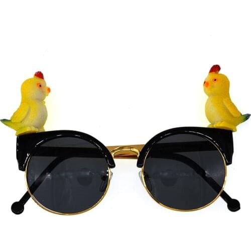 Fashion Baroque Women Girls Crystal Bird Sunglasses Retro Decor Crystal Sunglasses Summer Beach Glasses Gift for Ladies