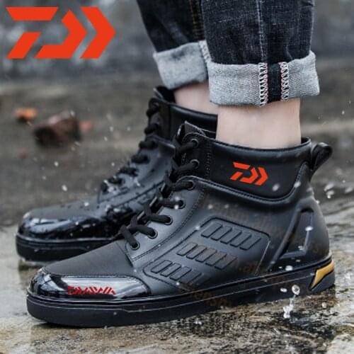2020 Daiwa Fishing Shoes Mens Outdoor Lacing Shoes Dawa New Fashion Casual Waterproof Non-slip Two Colors Shoes Size 39-44