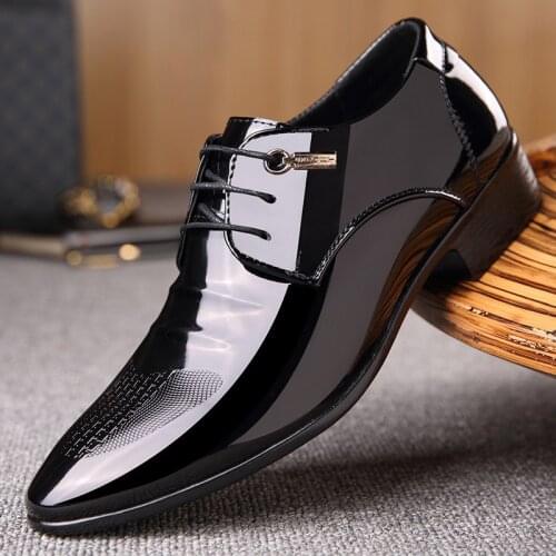 Black Dress Wedding Shoes Men Formal Italian Patent Leather Shoes For Men Coiffeur Elegant Shoes Men Classic Zapatos Hombre Bona