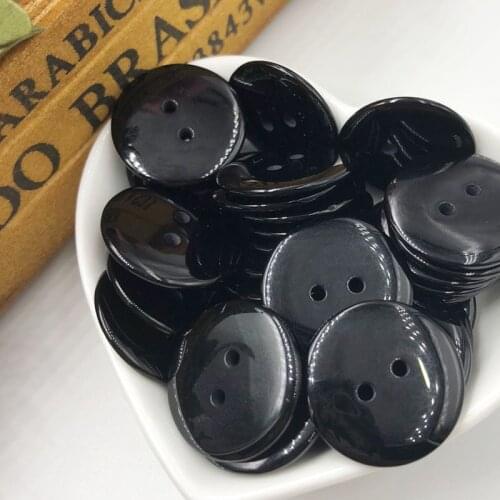 50/100 pcs Black New 18mm 2 holes Plastic Button/Sewing lots Mix-Free Shipping PT273