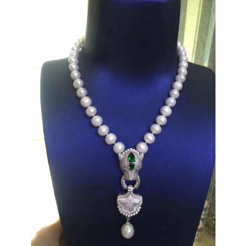 D812 Pearl Necklace Fine Jewelry 10-11mm Nature Fresh Water White Pearls Pendants Necklaces Leopard for Women