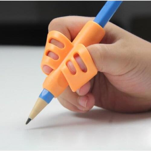 Two-Finger TPR Pencil And Pen Holder 3 Pieces Of Writing Training Correction Tool Pen Holding Elementary School Bracket Set Gift