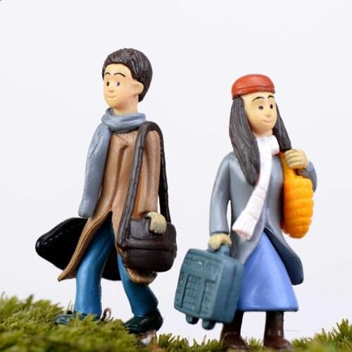 2pcs/set Mini Girl Boys Lover Dolls Model Figures Micro Landscape Fairy Garden Homes Ornaments Decoration Miniature DIY doll