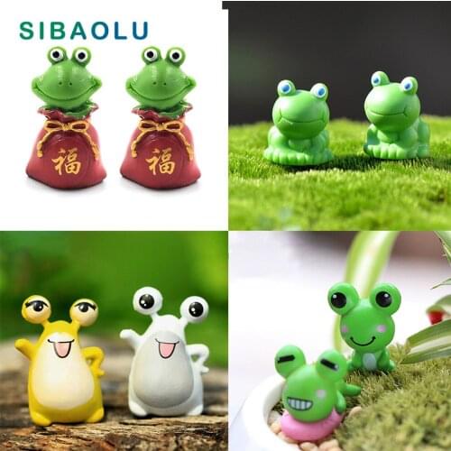 Mini Frog Figurine animal Miniature fairy garden decoration Micro landscape Bonsai resin craft Home Car Birthday Cake Decorative