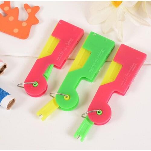 1Pcs New Sewing Needle Threader Thimble Thread Tool Threader Elderly Guide Easy Device Automatic Thread Sewing Supplies