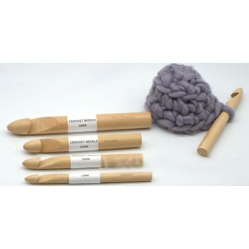 4pcs/Set 15/20/25/30mm Bamboo Crochet Hook Super Thick Cylindrical Knitting Needle Weaving Tool for DIY Craft Scarf Sweater