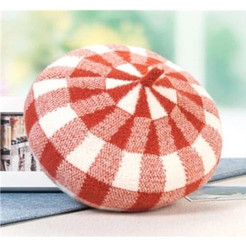 Winter hat women beret hat wool warm striped plaid painter hat wild British retro new pumpkin hat adjustable hat