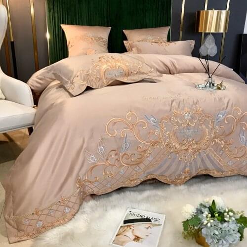 Cotton Luxury Bedding Sets European Embroidery Modern Queen Comfortable Bedding Sets Bedroom Parure De Lit Home Textile DG50BS