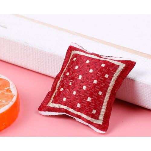 1:12 Miniature Red Square Pillow Doll House Turkish Square Pillow Miniature Dollhouse Bedroom Furniture Accessories