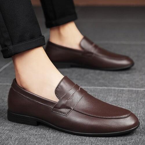 2020 male casuales for spring Mens leather men breathable black sale sapatos mens fashion man informales leisure casual zapatos
