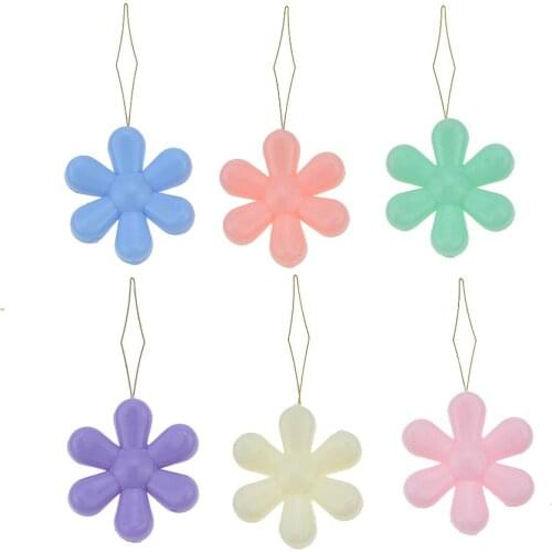 10Pcs Random Color Elderly Easy Sewing Needle Device Threader Thread Guide Tool Garment Sewing Needlework Flower Shape Threader