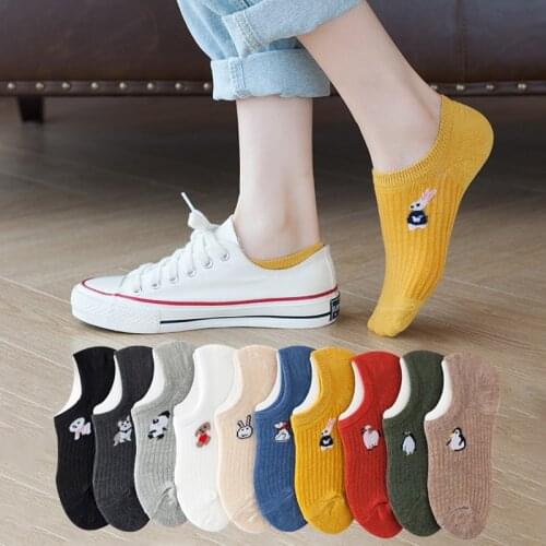 5 Pairs Lot New Cotton Socks Women Ankle Short Cute Casual Funny Fashion Socks Set Kawaii White Socks Animal Print Silicone Heel