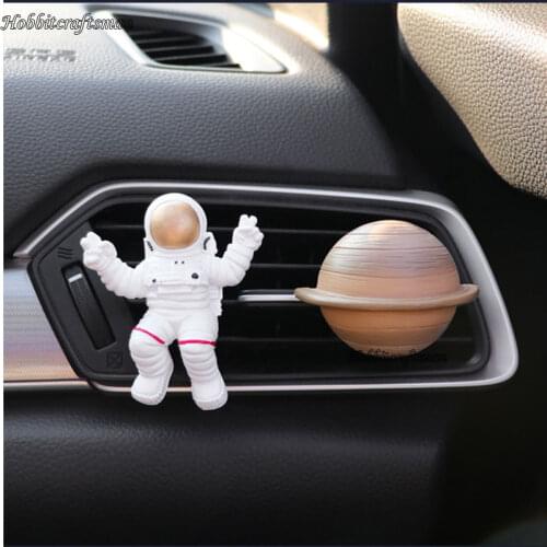 Shape of Cosmic Planet Astronauts Car Air Freshener Car Air Conditioning Outlet Perfume Clip Fragrance Auto Decoration Ornaments