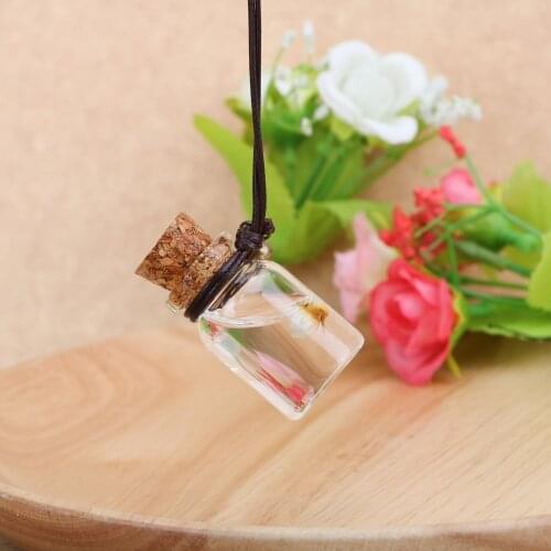 Car Perfume Bottle Auto Rearview Mirror Pendant Air Freshener Empty Hanging Bottle Car Ornament For Essential Oils with Flower