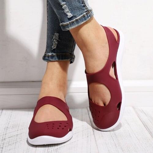 Summer Women Sandals Soft Flat Jelly Shoes Slip On Female Casual Girl Sandals Hollow Out Mesh Flats Beach Shoes New