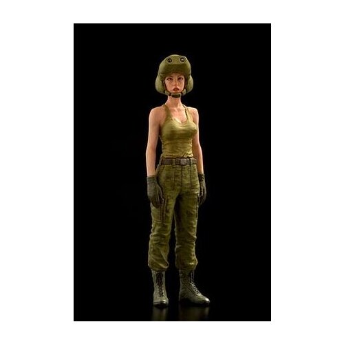 Unpainted Kit 1/35 Female pilot summer resin figure Historical resin Resin kit miniature model