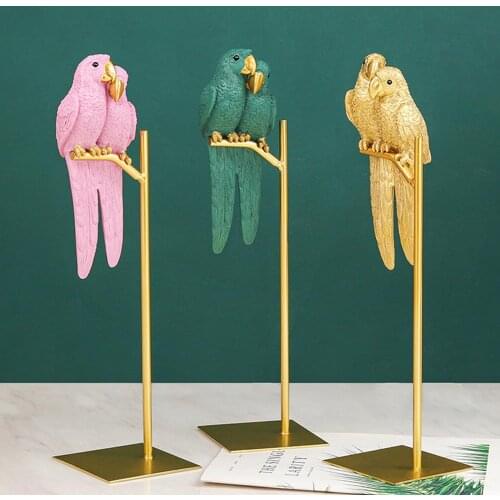 Parrot Sculpture Resin Couple Macaw Birds Decorative Figurine Nordic Style Creative Resin Simulation Parrot Decoration for Home