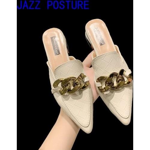 Womens Pointed Ankle Boots Slippers Womens 2021 Summer New Fashion Thick Heels Casual Sandals Slippers with Metal Chains w134