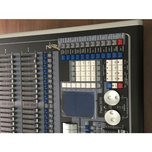 2010 pearl moving head light controller 2048channels dmx console with 12 inch display with fly case