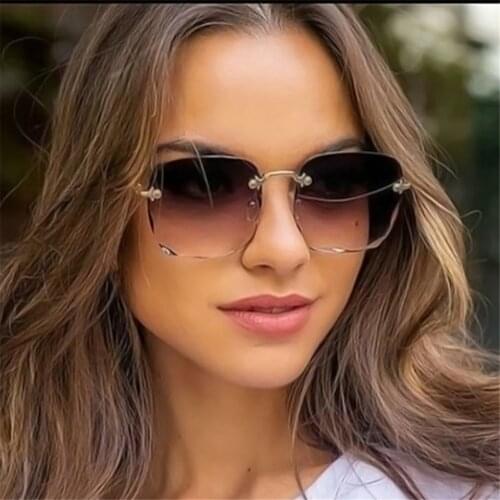 2021 Women Fashion Photography Catwalk Large Square Frame Glasses Lady Oversize Rimless HD Summber Shield Sunglasses UV400