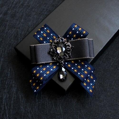 Fashion New Retro Vintage Design Bowtie Handmade Mens Rhinestone British Dress Wedding Groom Velvet Bow Tie for Men Accessories