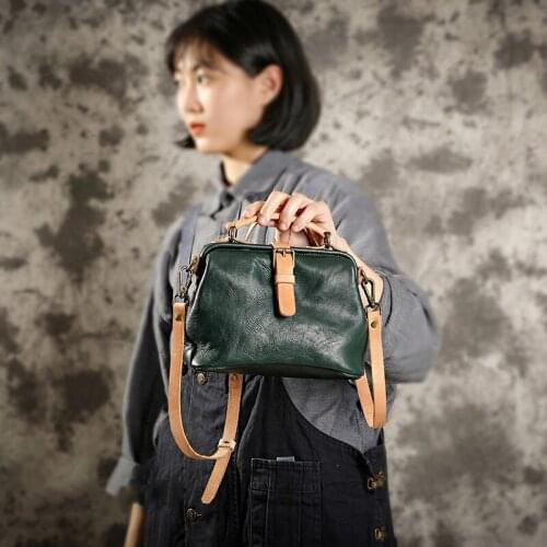 Style Genuine Ladies College Leather Bags Famous Brand Office Shoulder Crossbody Bags Solid Color Black Red Vintage Small Bag