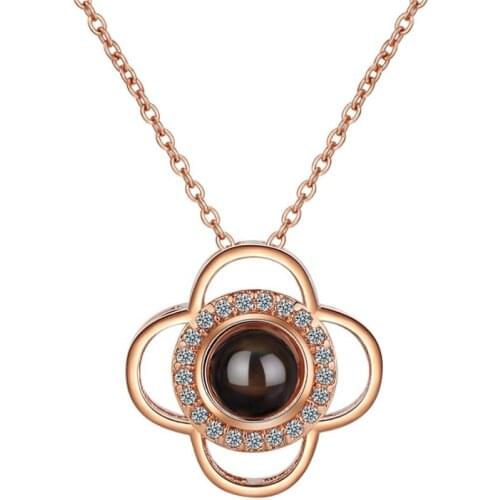 Sole Memory 100 Languages I Love You Hot Projection Visible 925 Sterling Silver Cute Four-Leaf Clover Necklace SNE434