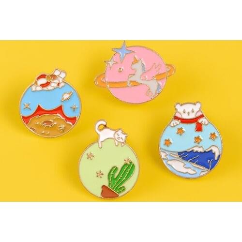 Animal Planet Pin Glacier Bear Enamel Pin Fantasy Horse Badges Explore Space Brooches Cat Lapel Hat Backpack Pin Jewelry Gifts
