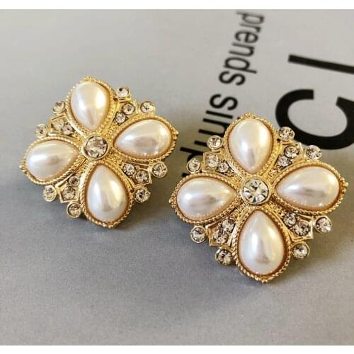 Sweet Flower Pearl Crystal Square Clip Earring